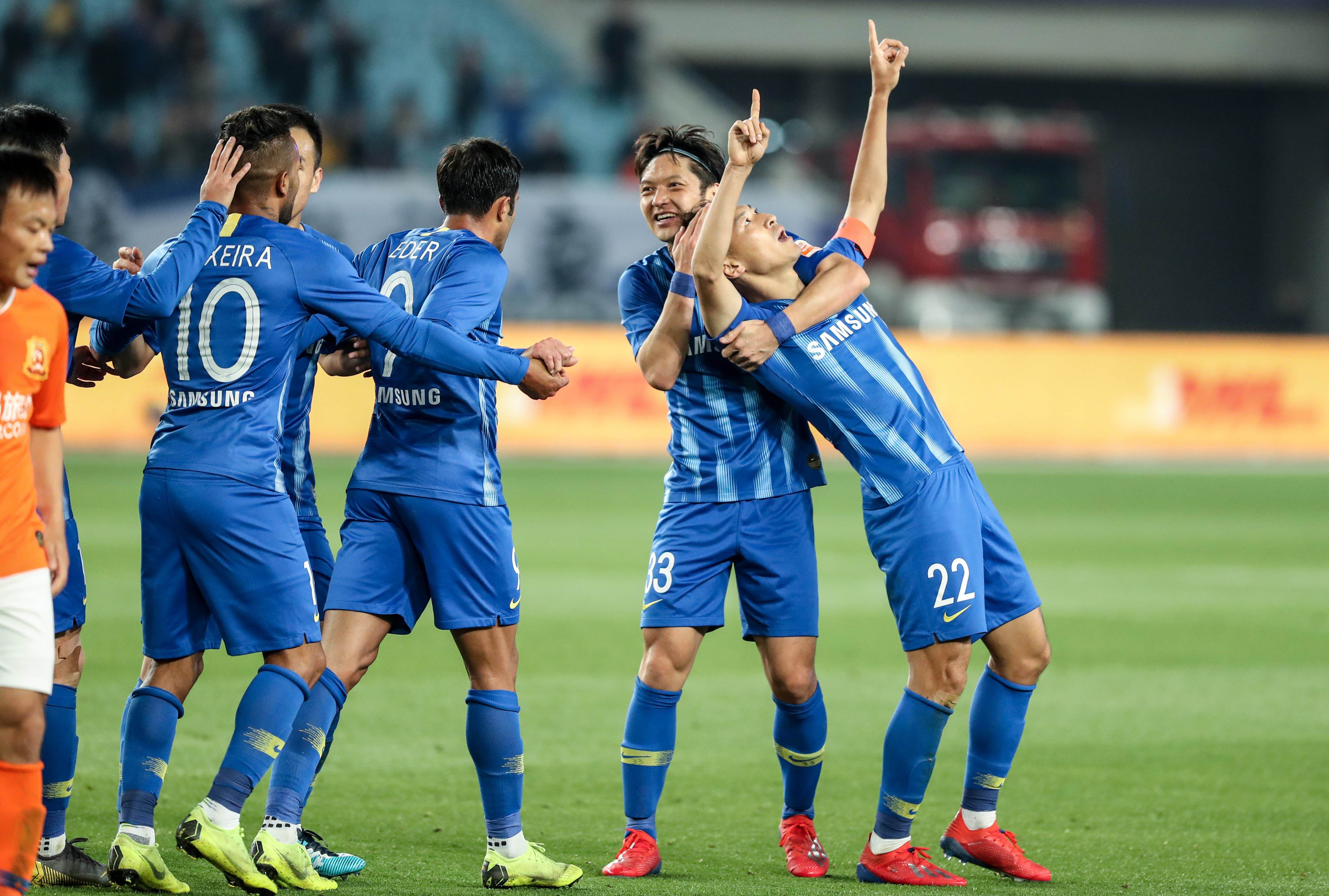 B8 成为 CCT 第二季欧洲系列赛 18 的冠军，在决赛中击败了 BC.Game
