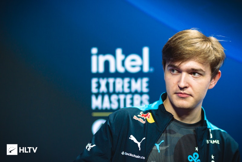 Ming ： 第一局泰坦玩得有点急了 第二把就让朱开给我选了牛头