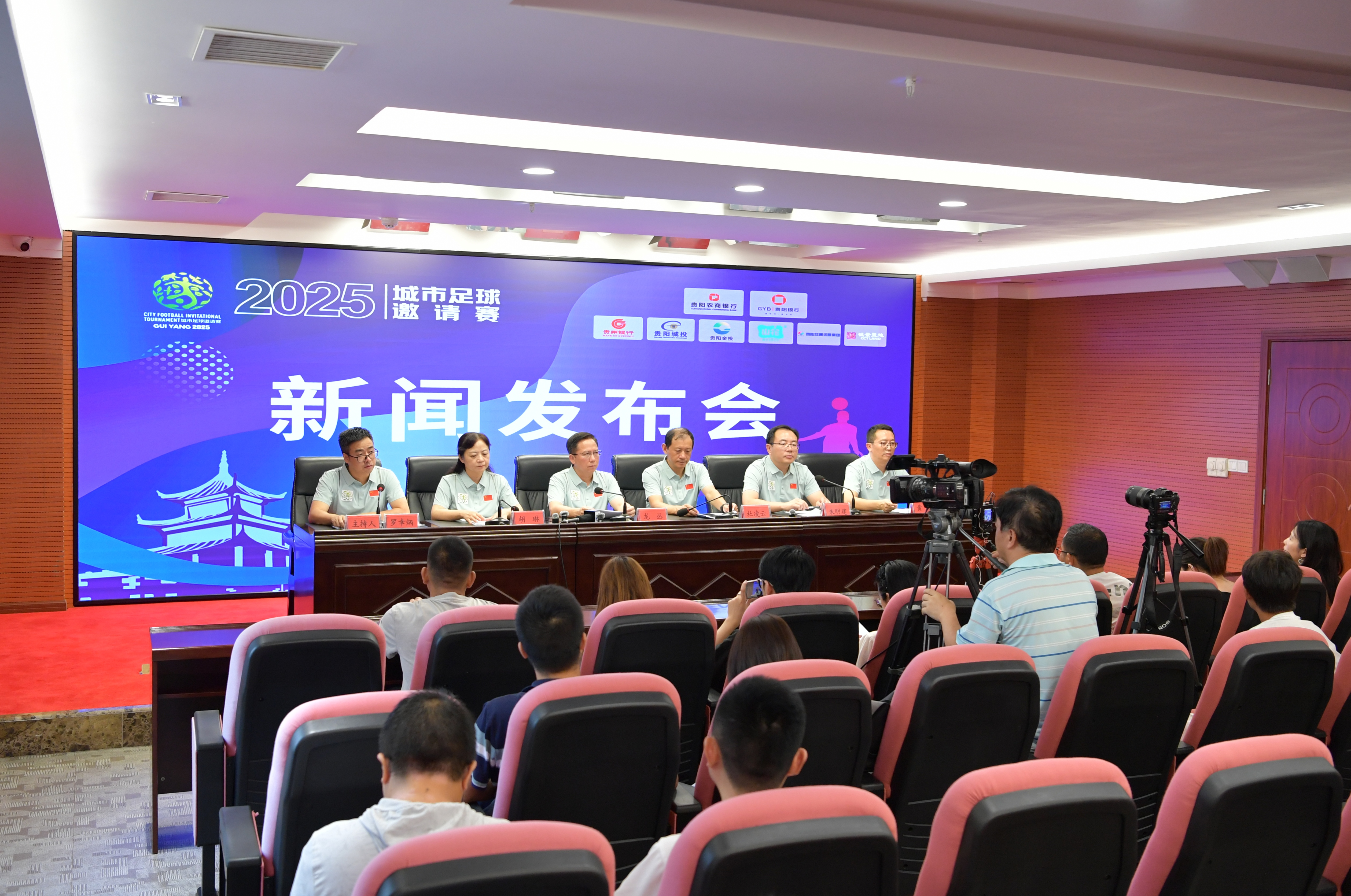快速抓取！ Top Esports 超级话题粉丝：抓捕兄弟和教练红米尊重并祝福 Tian 抓取剪辑